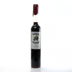 Crème de Cassis Liqueur à l'ancienne pour Distillerie La Salamandre