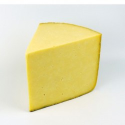 Cantal Jeune env 250g +/- 25g