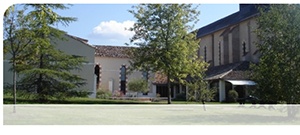 Abbaye Court Interieur