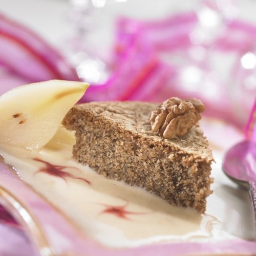 Gâteau aux noix et mini Poires
