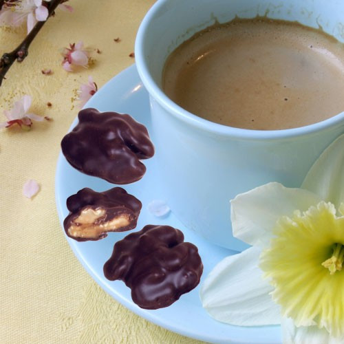 Nogaillous, Bonbons de Noix au Chocolat noir intense.